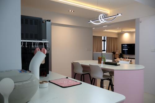 Minimalist Kitchen at 125A Tengah drive