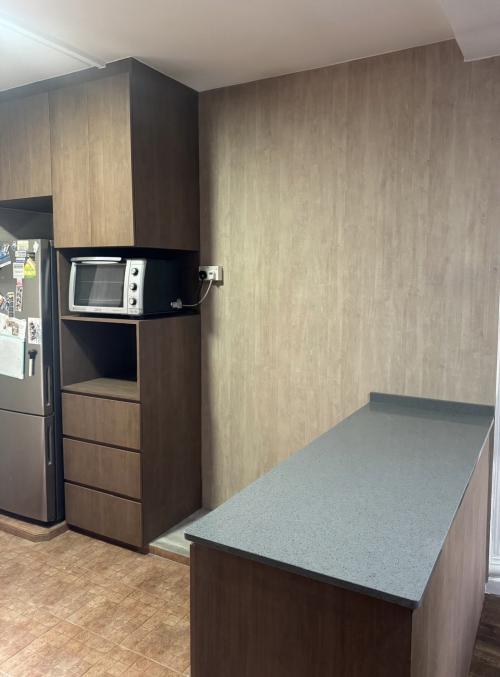 Minimalist Kitchen at Kitchen carpentry makeover