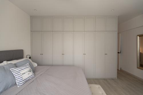 Vintage Bedroom at Ridgewood Condominium
