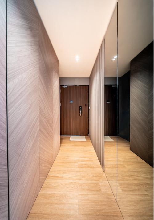 Modern Foyer at 438A Northshore drive