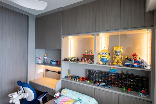 Asian Bedroom at Blk 235 Yishun St 21
