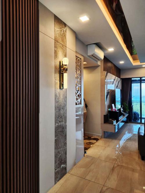 Modern Entryway at The Seafront
