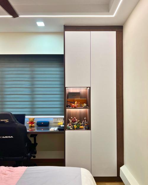 Modern Bedroom at 4 Room Resale