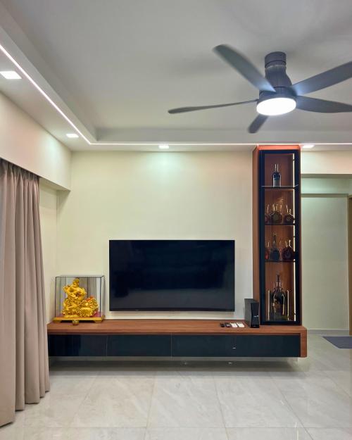 Modern Living Room at 4 Room Resale