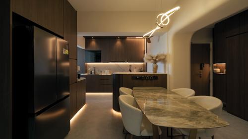 Contemporary Dining Room at Champions Green