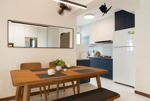 Contemporary Dining Room at 433A Northshore Dr
