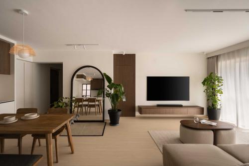 Contemporary Living Room at Pinnacle @ Duxton II