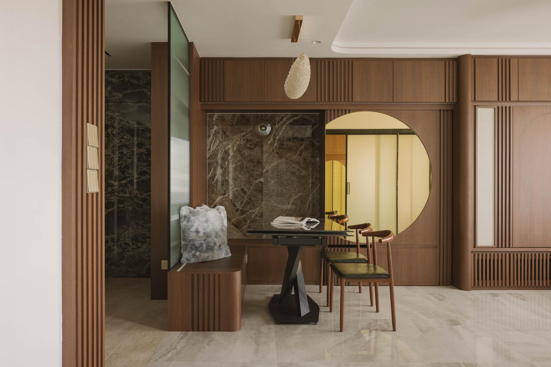 Modern Dining Room with Feature Wall and Mirror