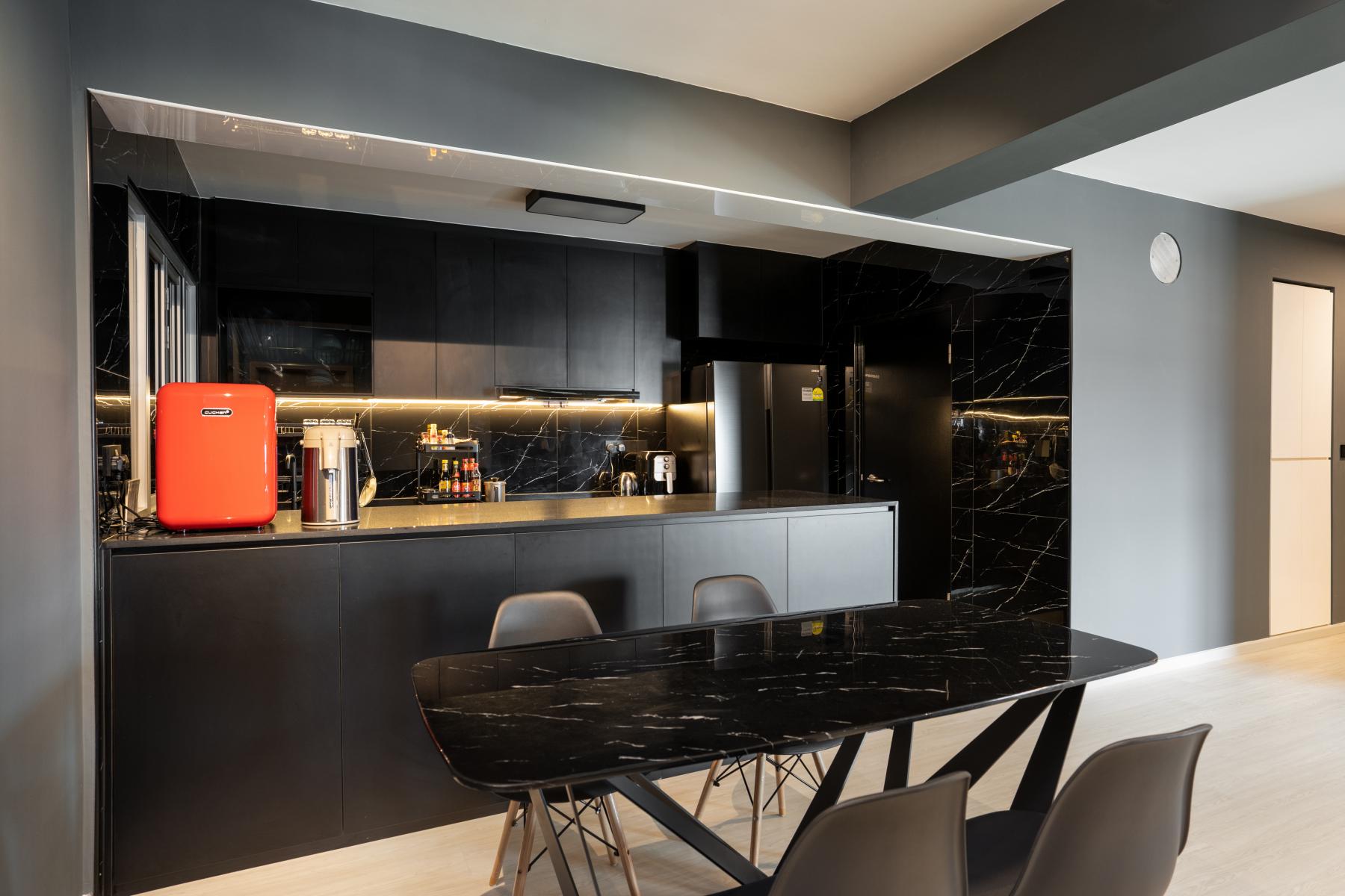 Modern Dining Room with Feature Wall and Dining Table