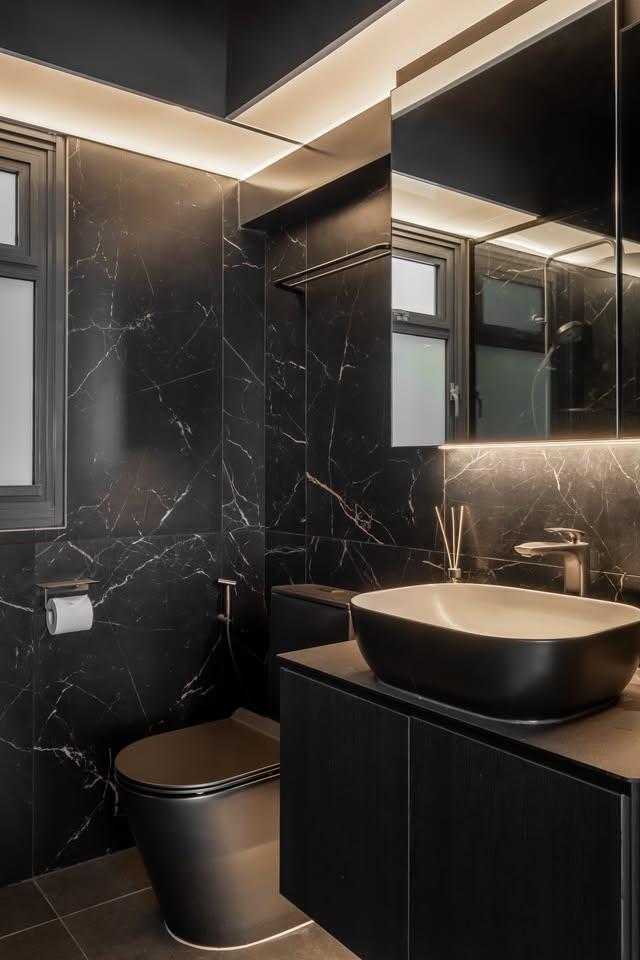 Contemporary Bathroom with Mirror and Wall Mirror