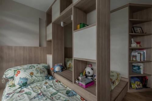 Modern Kids Room at 114A Plantation Crescent