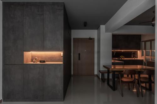 Contemporary Entryway at 357C Ubi Road 3