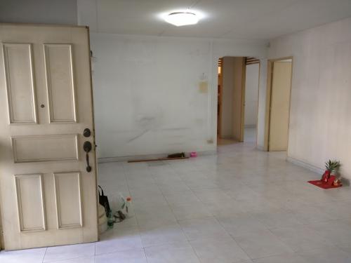 Asian Living Room at 787d Woodland Crescent