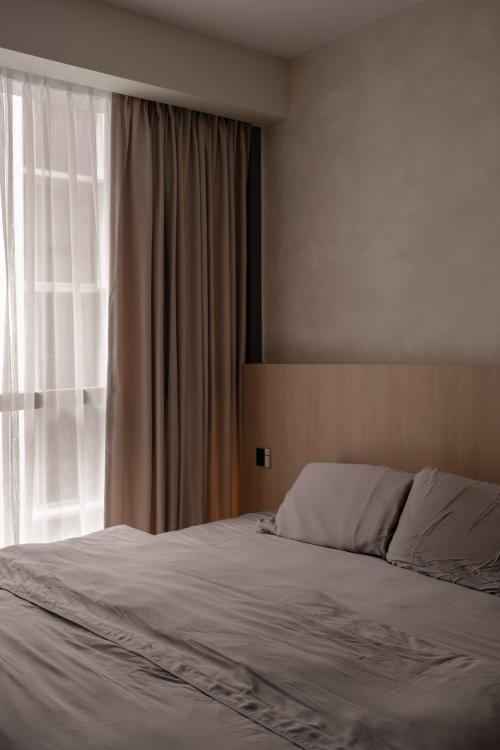 Minimalist Bedroom at 37 Yishun Close