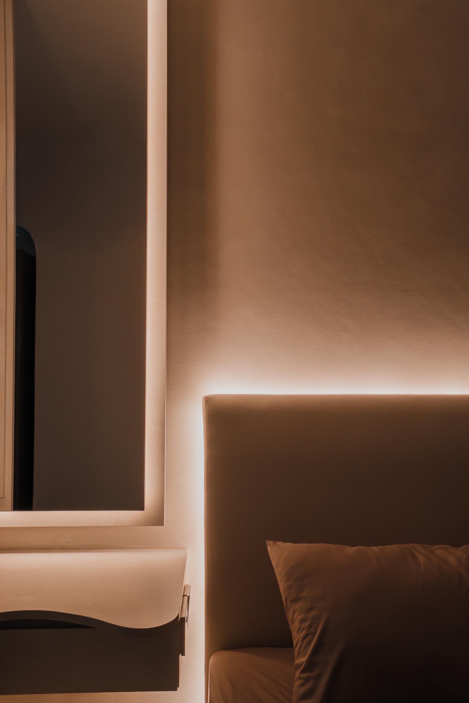 Contemporary Bedroom with Mirror and Bedroom Dresser