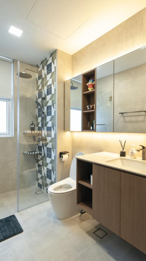 Contemporary Bathroom at Inggu Road