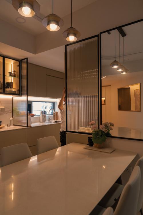 Contemporary Dining Room at Riverbak Fernvale