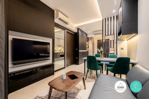 Contemporary Living Room at Botanique at Bartley