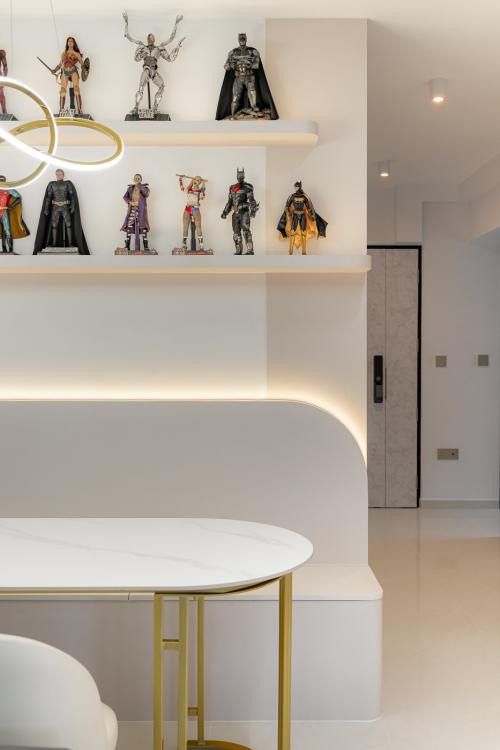 Modern Dining Room at Plantation Crescent (Block 112B)