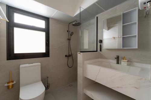 Modern Bathroom at Plantation Crescent (Block 112B)