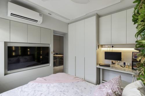 Modern Bedroom at Park Grove @ Yishun (Block 677A)