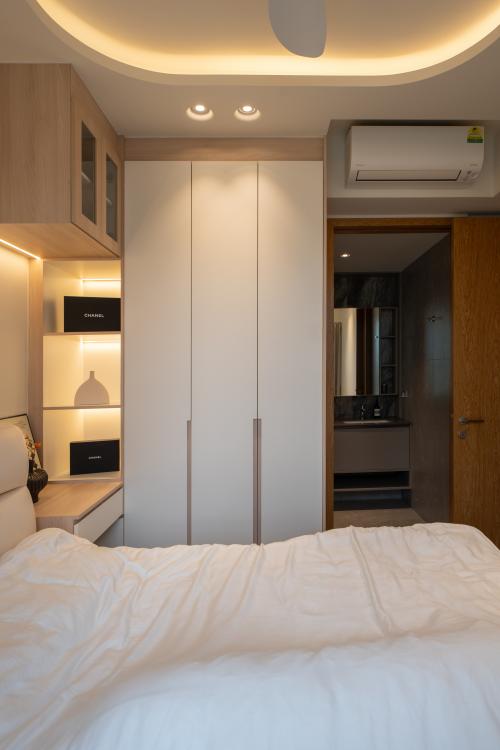 Modern Bedroom at Sims Drive