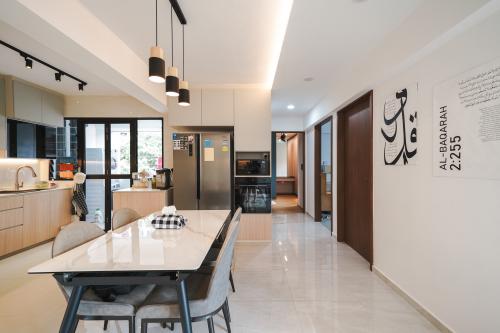 Modern Kitchen at Jalan Teck Whye