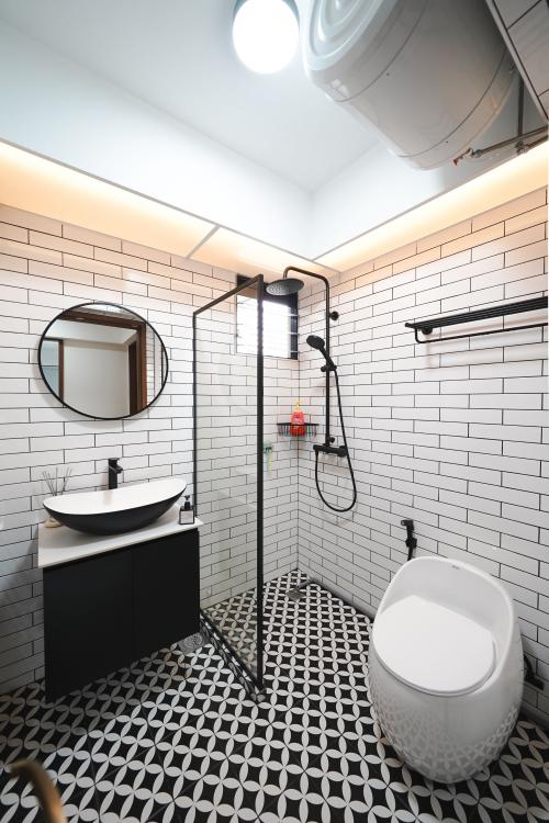 Modern Bathroom at Jalan Teck Whye