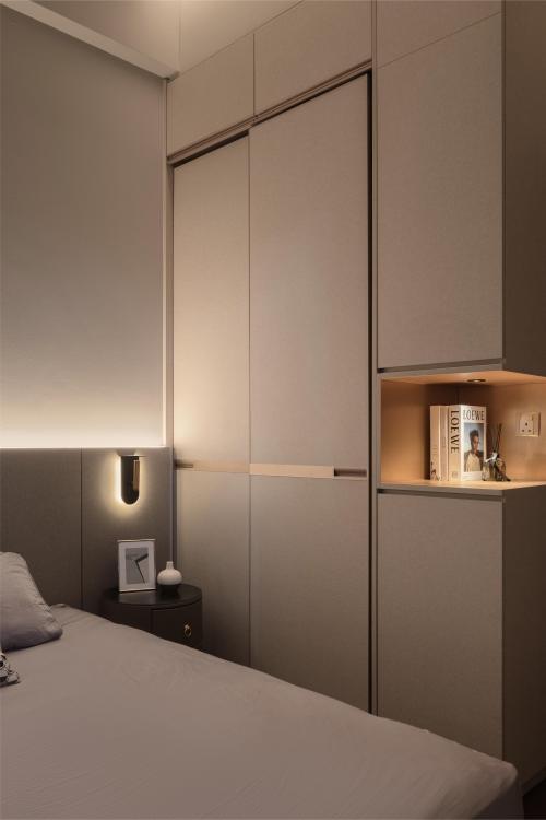 Modern Bedroom at Lattice One