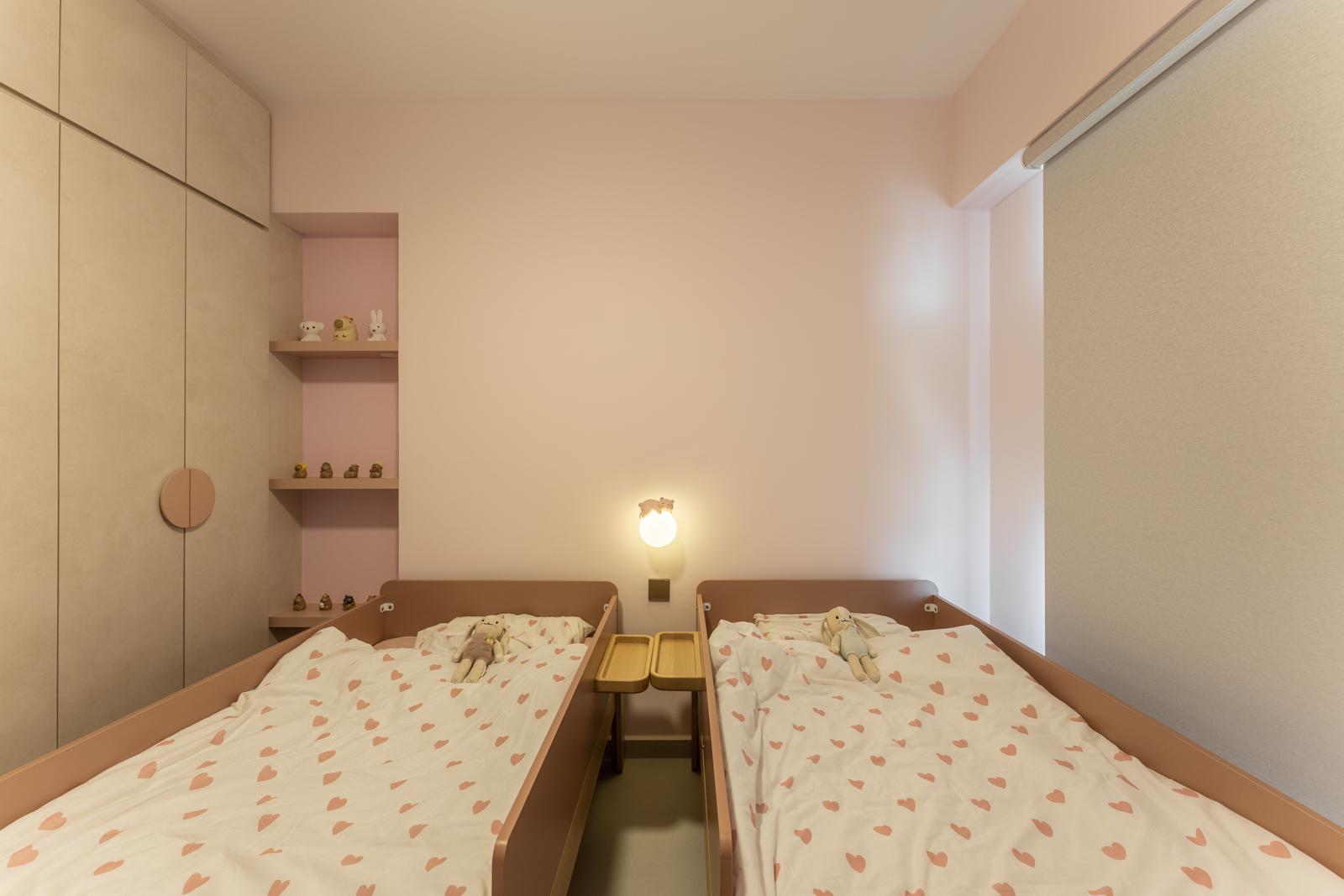 Contemporary Bedroom with Homogeneous Tiles and Wardrobe