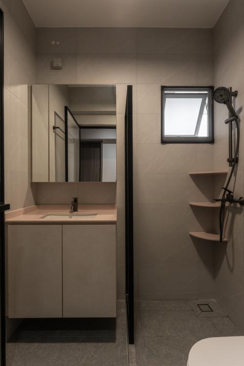 Contemporary Bathroom at 119A Alkaff Crescent