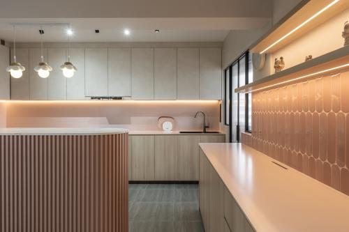 Contemporary Kitchen at 119A Alkaff Crescent