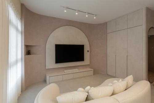 Contemporary Living Room at 119A Alkaff Crescent