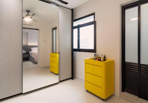 Contemporary Walk-in Wardrobe at 39 Jalan Rumah Tinggi