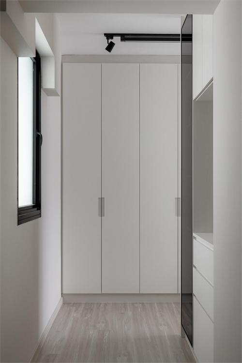 Modern Bedroom at Edgedale Plains (Block 122B)