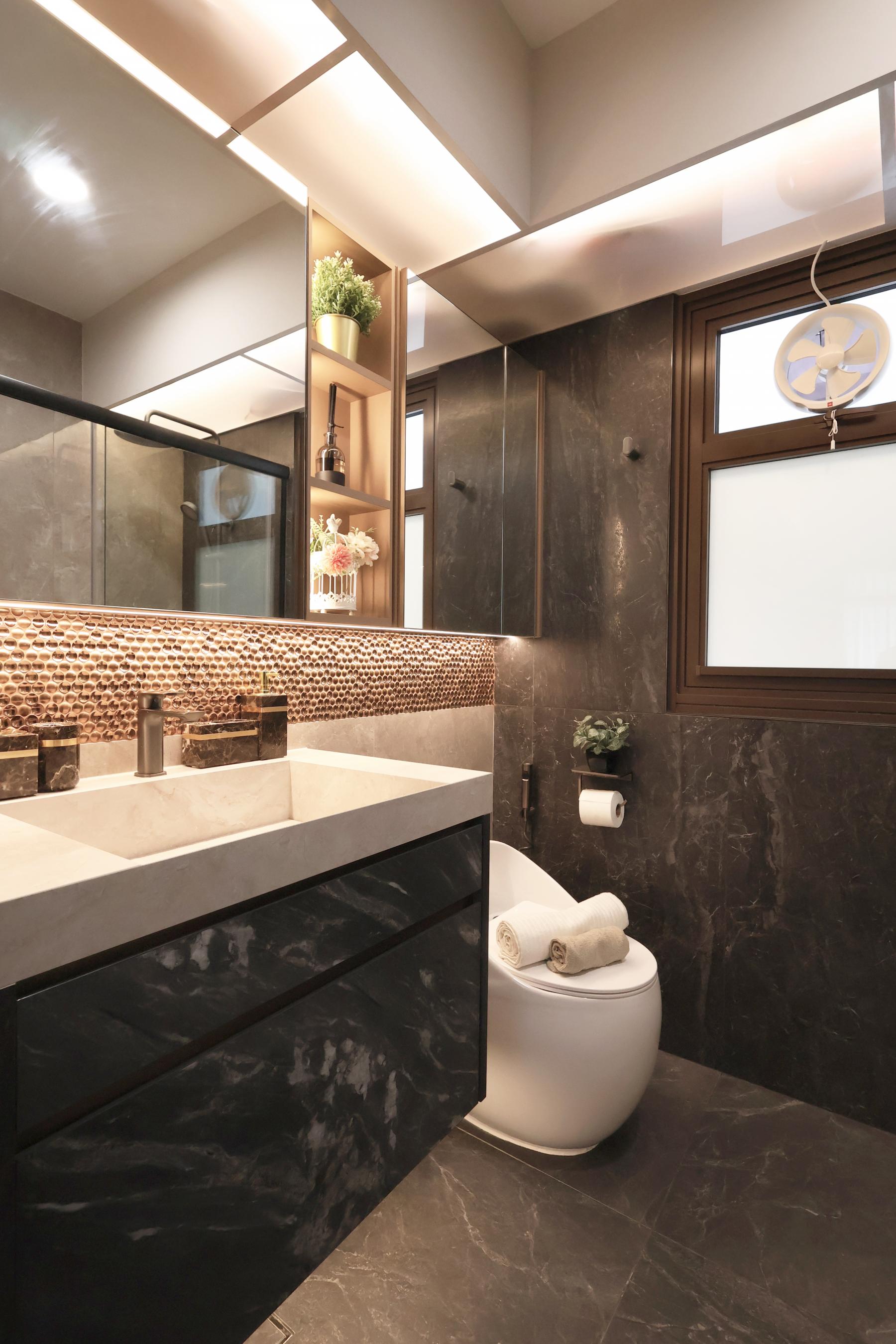 Modern Bathroom with Mirror and Shower Screen