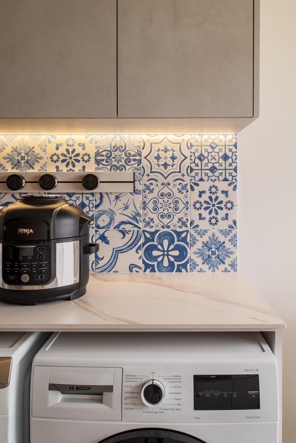 Blue Patchwork Tiles as a Kitchen Backsplash