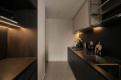 Modern Kitchen at Liv@Mb