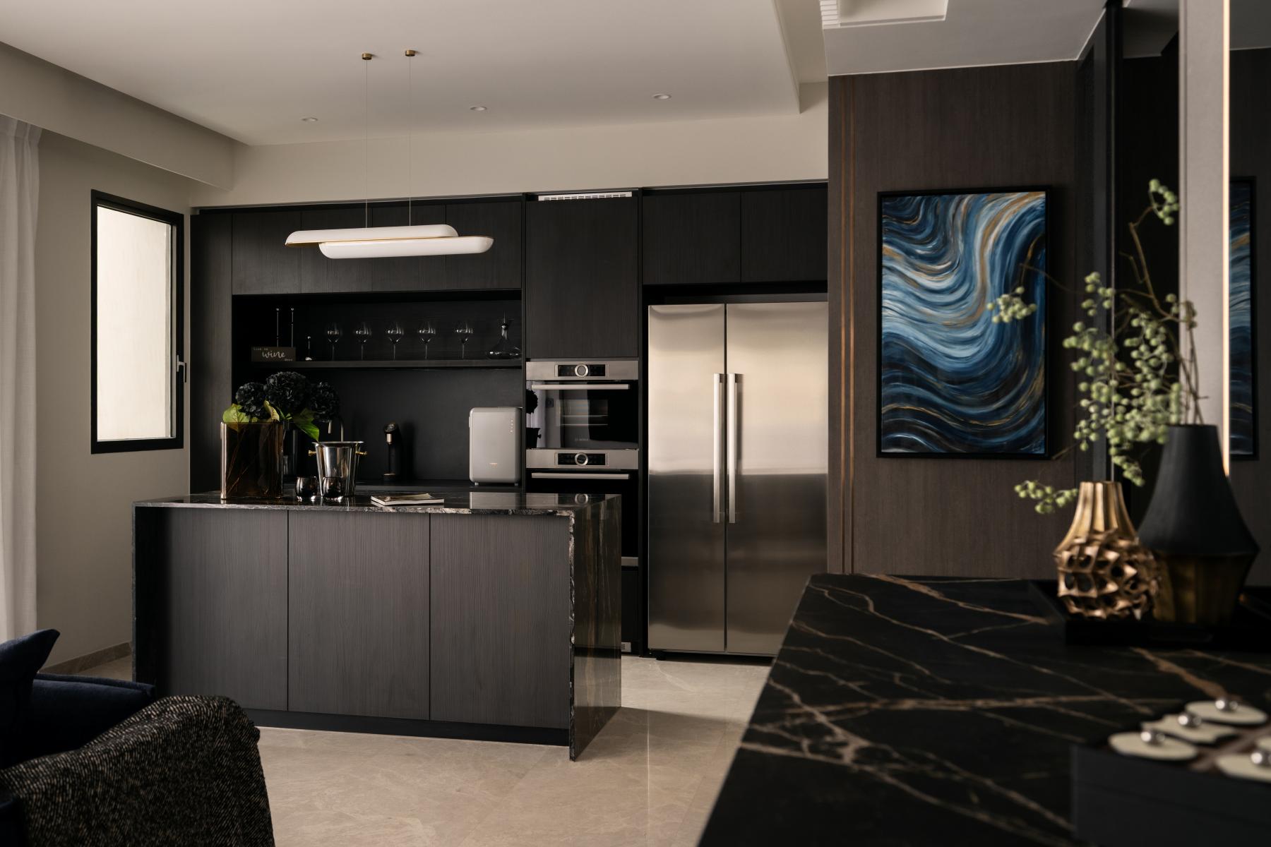 Modern Kitchen with Countertop and Kitchen Island