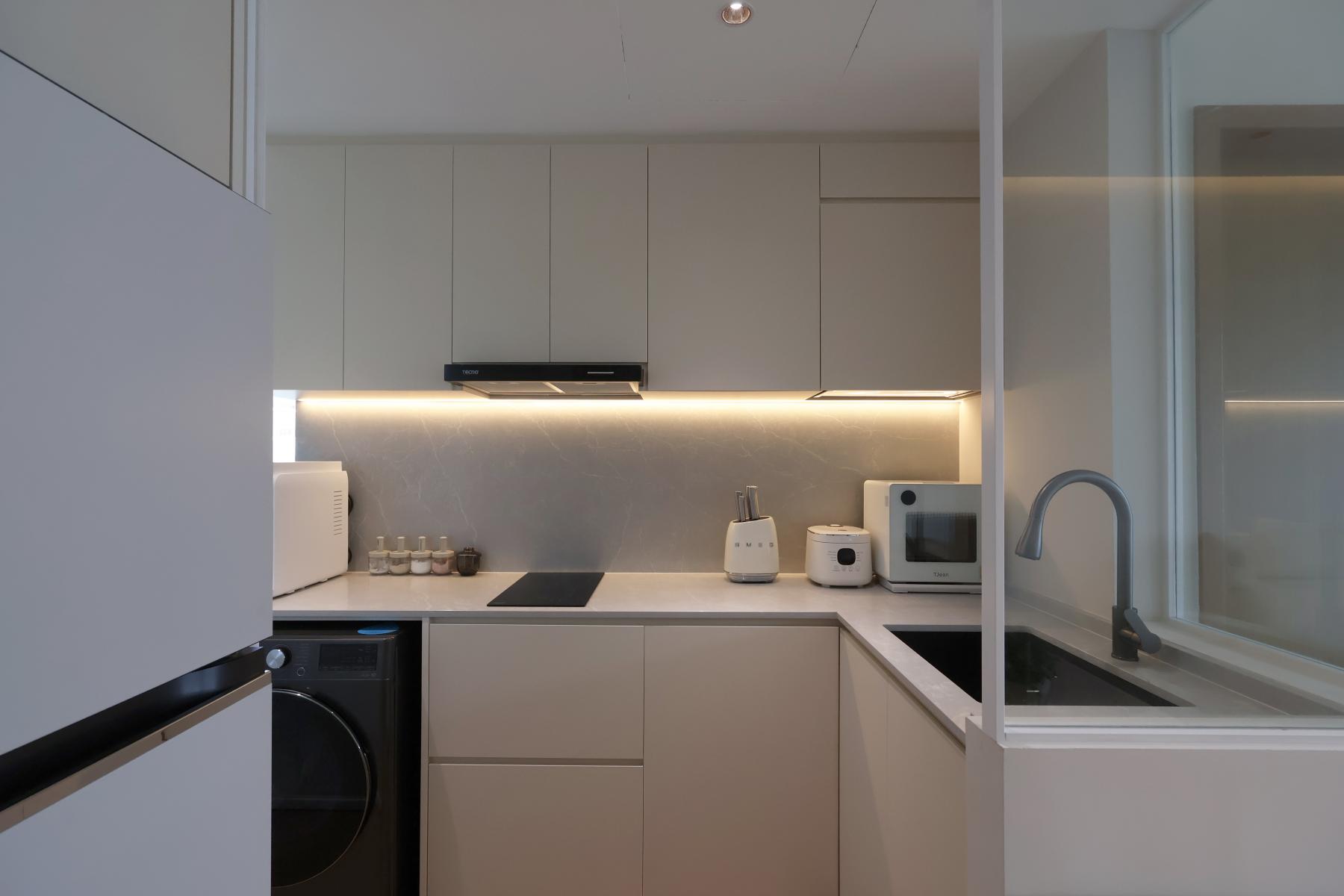 Minimalist Kitchen with Kitchen Window and Cupboard