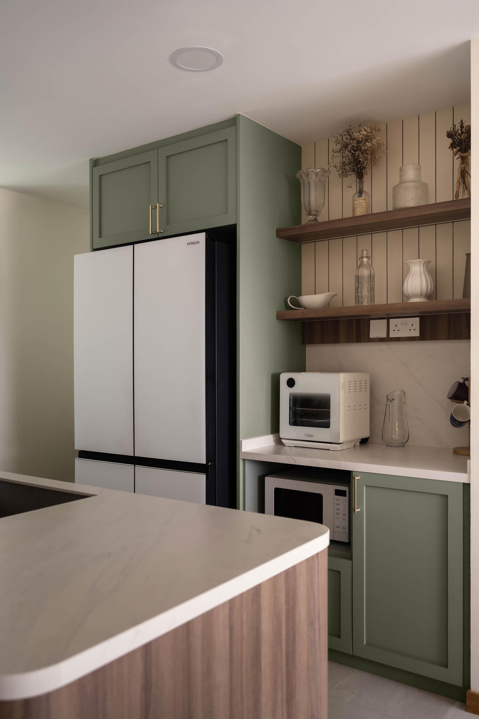 Contemporary Kitchen with Countertop and Cupboard
