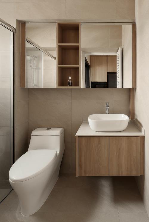Minimalist Bathroom at Bukit Panjang Ring Rd