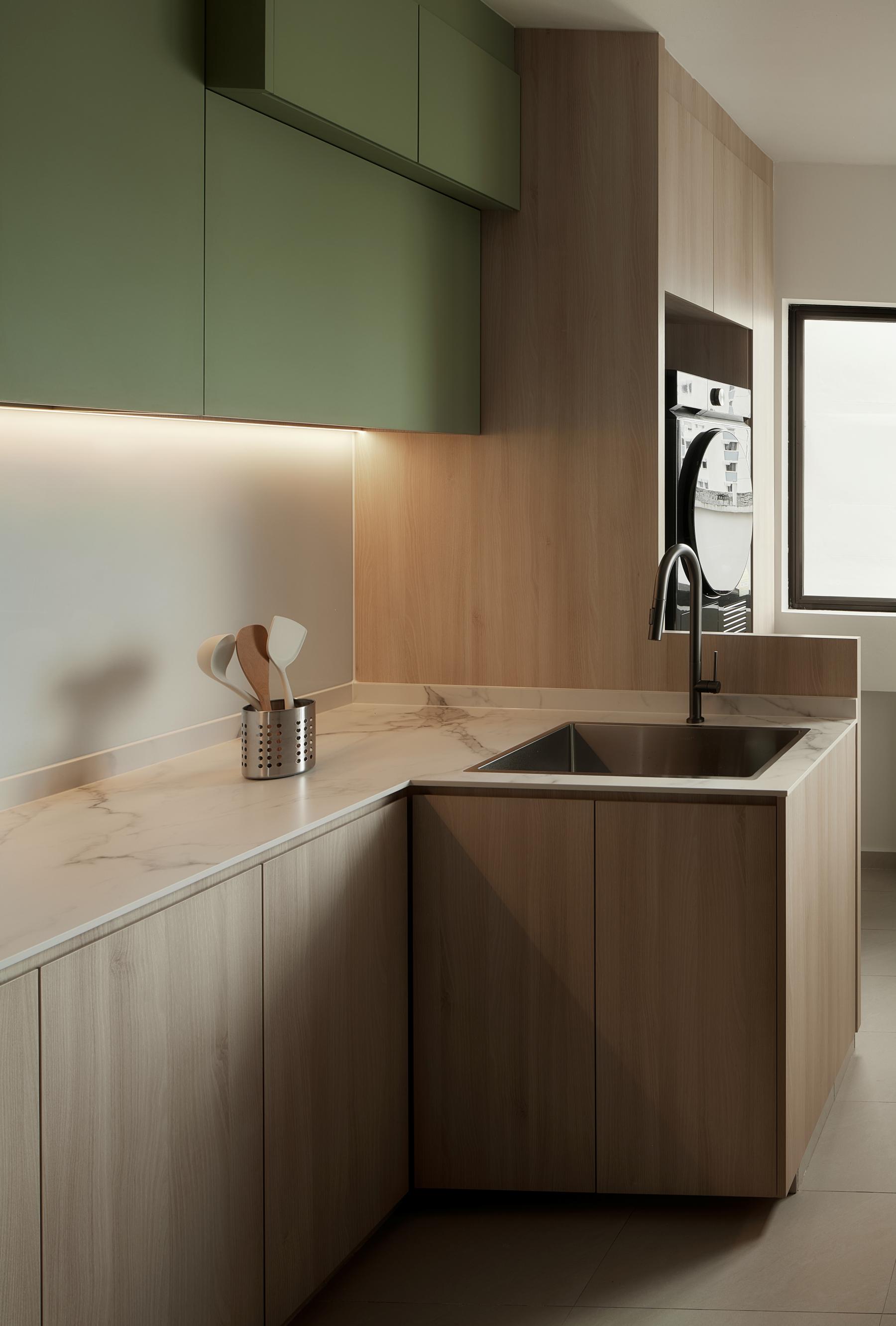 Minimalist Kitchen with Cupboard and Open Kitchen