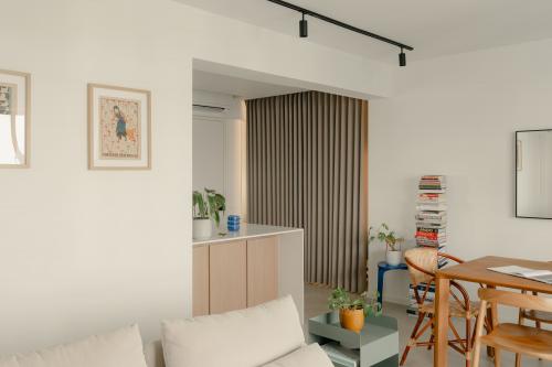 Modern Living Room at 89 Dawson