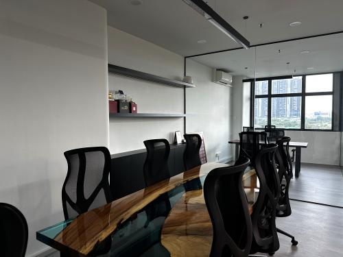 Modern Office at Tradehub 21 Office