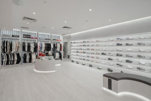Contemporary Retail at Sneaksurf