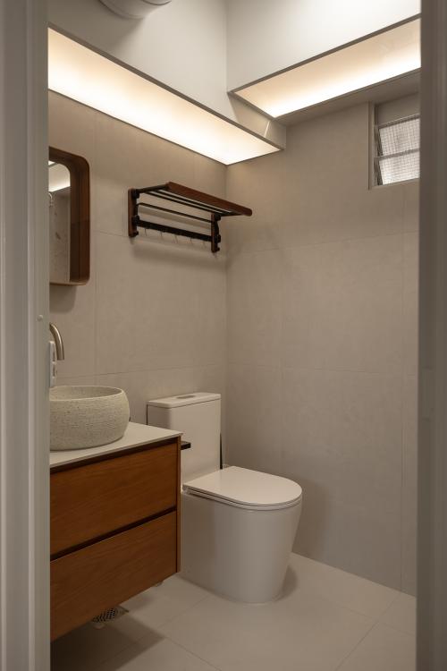 Modern Bathroom at Punggol Walk