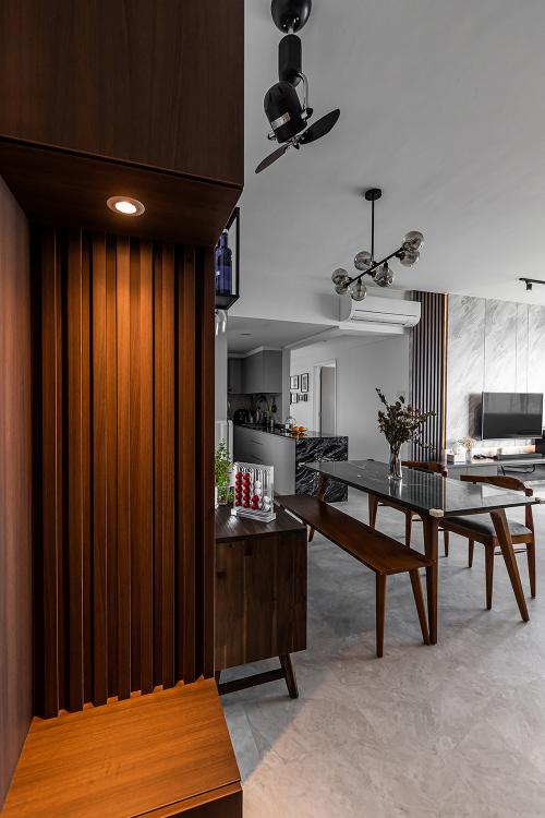 Modern Dining Room at Dunman Place