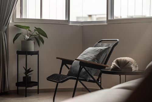 Modern Living Room at Dunman Place