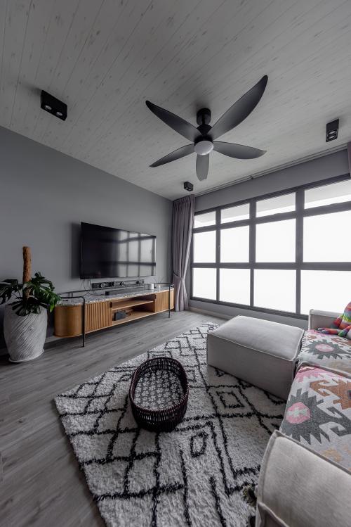 Country Living Room at Waterfront II @ Northshore